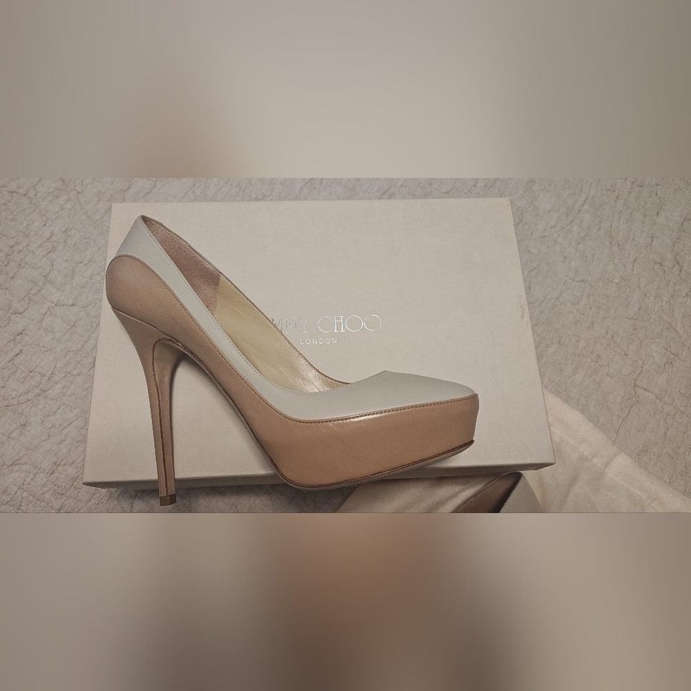 Jimmy Choo Women's SEPIA KNL Nude & White Kid/Nappa Leather Heels - Like New - Picture 2 of 16